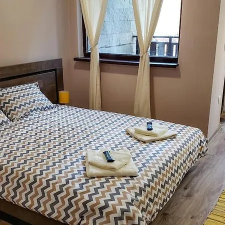 Borohome Apartament *